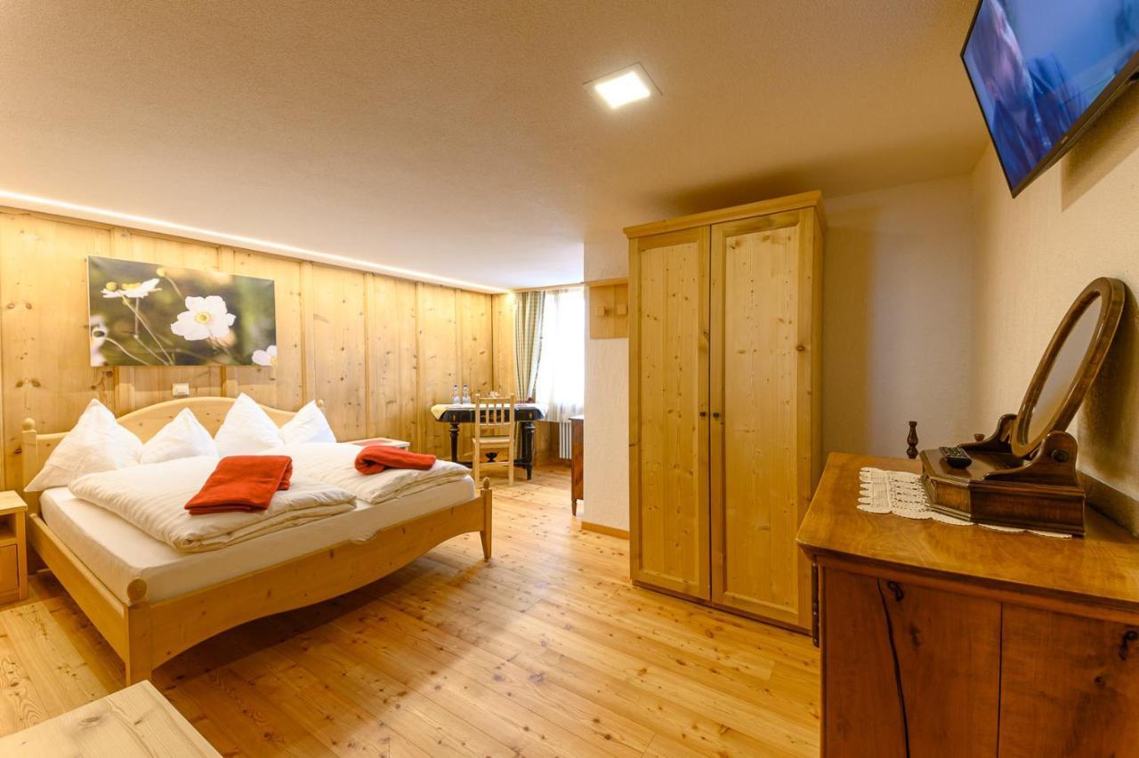 פוסקיאבו Hotel Centrale, Typically Swiss מראה חיצוני תמונה