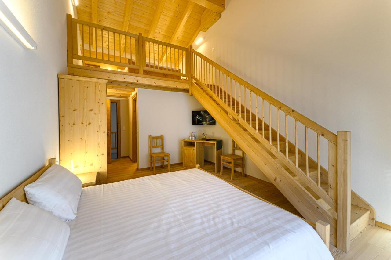 פוסקיאבו Hotel Centrale, Typically Swiss מראה חיצוני תמונה