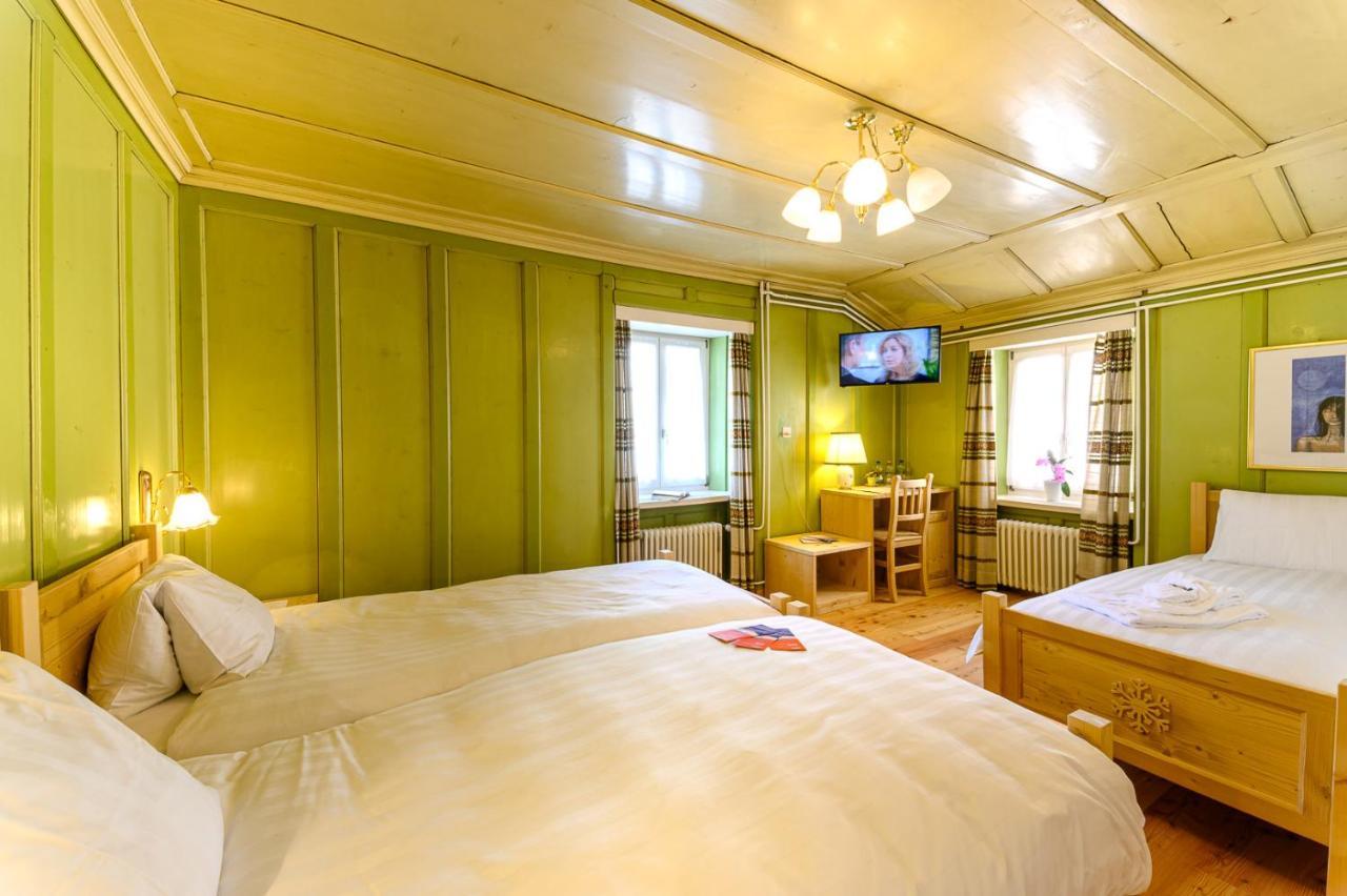 פוסקיאבו Hotel Centrale, Typically Swiss מראה חיצוני תמונה